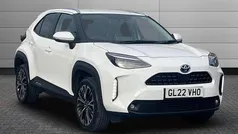White Used 2022 Toyota Yaris Cross SUV | £22,595 (Fair price)