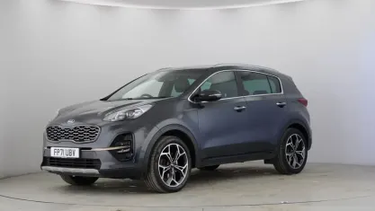 Usado Kia Sportage GT-Line 136 HP (100 kW) 2021 Cinzento SUV