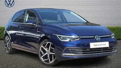 Used VW Golf VIII Style 150 HP (110 kW) 2023 Blue Hatchback