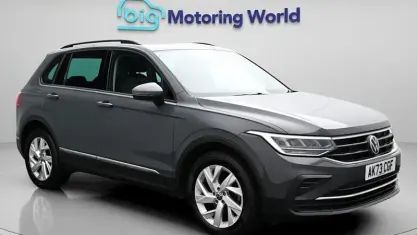 Używany VW Tiguan S 131 KM (96 kW) 2023 Szary SUV