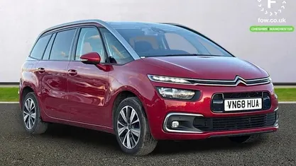 Used Citroën C4 SpaceTourer Flair 131 HP (96 kW) 2019 Red MPV
