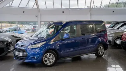 Used Ford Grand Tourneo Connect Titanium 120 HP (88 kW) 2018 Blue MPV