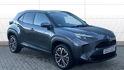 Used 2025 Toyota Yaris Hybrid Estate | £23,245 (Fair price)