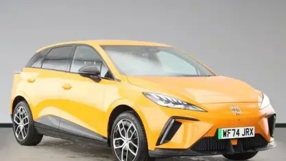 Begagnad MG MG4 EV Trophy 150 kW (204 HK) 2024 Halvkombi