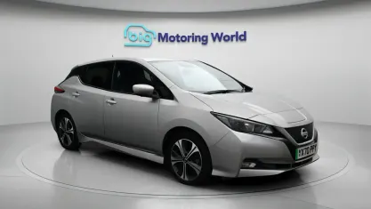Used Nissan Leaf N-Connecta 110 kW (150 HP) 2020 Silver Hatchback