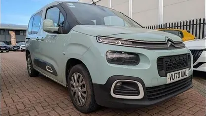 Used Citroën Berlingo Feel 131 HP (96 kW) 2023 MPV