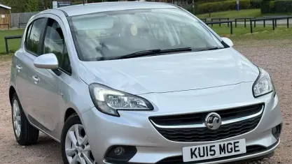 Used Vauxhall Corsa Design Edition 90 HP (66 kW) 2015 Silver Hatchback