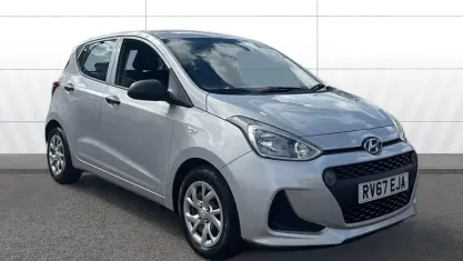 Used Hyundai i10 67 HP (49 kW) 2020 Hatchback
