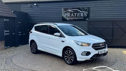 Używany Ford Kuga ST-Line 120 KM (88 kW) 2017 Biały SUV