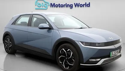 Used Hyundai Ioniq SE 125 kW (170 HP) 2022 Blue Hatchback
