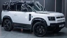 Used 2025 Land Rover Defender SE Dynamic SUV | £58,990 (Good price)