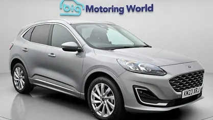 Usado Ford Kuga Vignale 190 HP (139 kW) 2023 SUV
