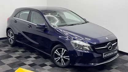 Used Mercedes A160 Executive 102 HP (75 kW) 2017 Blue Hatchback