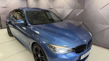 Used BMW 320 M Sport 190 HP (139 kW) 2020 Blue Hatchback