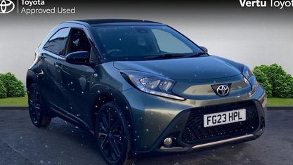 Używany Toyota Aygo X Edition 72 KM (52 kW) 2023 Zielony SUV
