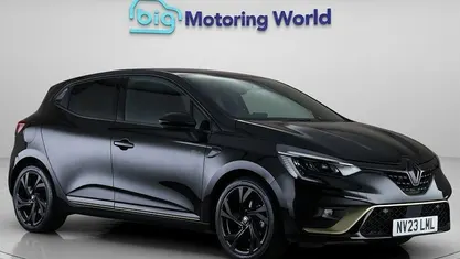 Used Renault Clio V Engineered 145 HP (106 kW) 2023 Hatchback