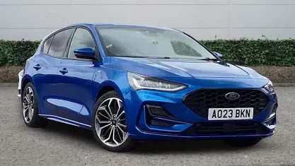Used Ford Focus ST-Line X 155 HP (114 kW) 2023 Blue Hatchback