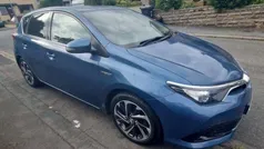 Blue Used 2016 Toyota Auris Hybrid Design Hatchback | £11,380 (Fair price)