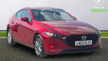 Usado Mazda 3 122 HP (89 kW) 2022 Vermelho Citadino