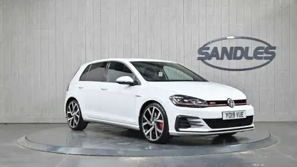 Used VW Golf VII GTI 245 HP (180 kW) 2019 White Hatchback