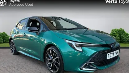 Used Toyota Corolla 196 HP (144 kW) 2025 Green Hatchback