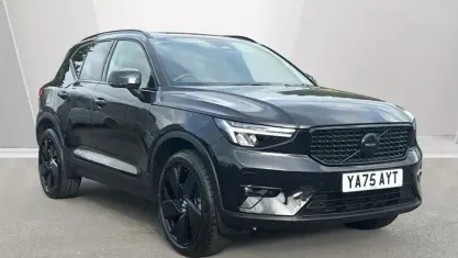 Usado Volvo XC40 Plus 197 HP (144 kW) 2026 SUV