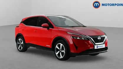 Used Nissan Qashqai N-Connecta 190 HP (139 kW) 2023 Red SUV