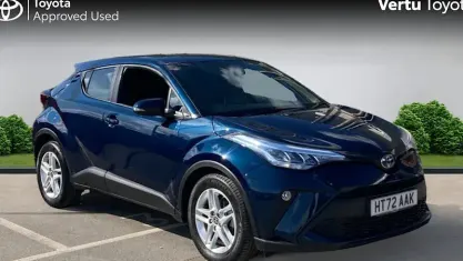 Second-hand Toyota C-HR 122 CP (89 kW) 2023 Albastru SUV