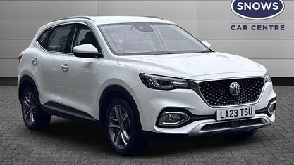 White Used 2022 MG HS Excite SUV | £14,999 (Fair price)