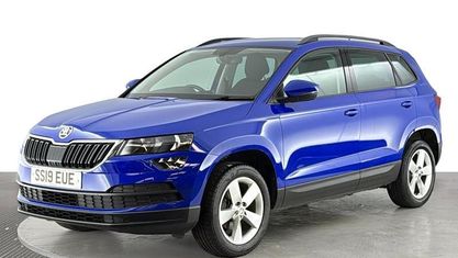 Używany Skoda Karoq SE 116 KM (85 kW) 2019 Niebieski SUV