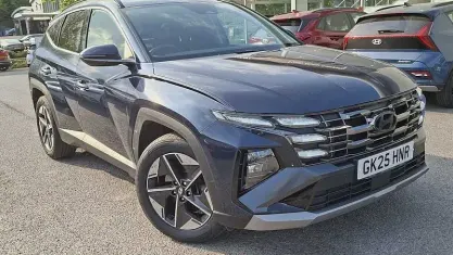 Usado Hyundai Tucson Premium 180 HP (132 kW) 2025 Azul SUV