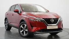 Red Used 2022 Nissan Qashqai N-Connecta SUV | £20,599 (Fair price)