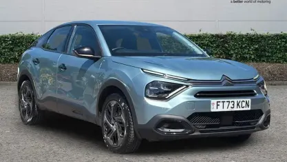 Used Citroën C4 PureTech 101 HP (74 kW) 2023 Blue SUV