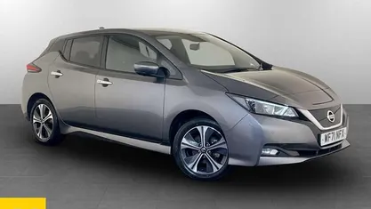 Used Nissan Leaf N-Connecta 160 kW (218 HP) 2021 Grey Hatchback