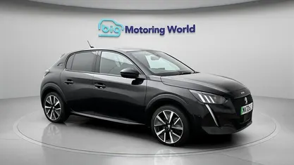 Used Peugeot e-208 Premium 100 kW (136 HP) 2022 Hatchback