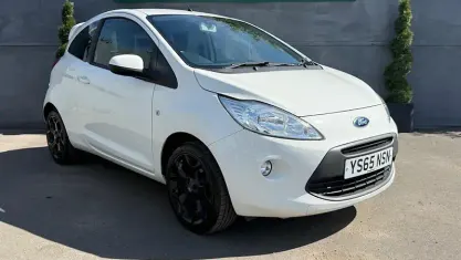 Used Ford Ka Zetec 69 HP (50 kW) 2015 White Hatchback