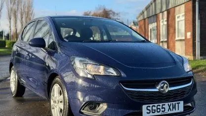 Used Vauxhall Corsa Design Edition 90 HP (66 kW) 2015 Blue Hatchback