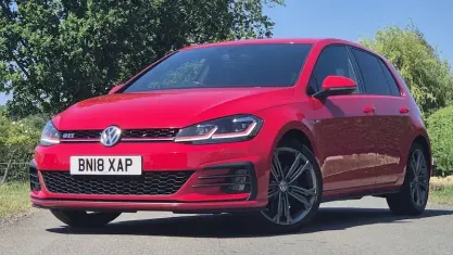 Used VW Golf VII GTI 230 HP (169 kW) 2018 Red Hatchback