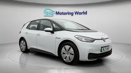 Used VW ID.3 Pro Performance 150 kW (204 HP) 2021 White Hatchback