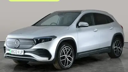 Usado Mercedes EQA250+ AMG Line Premium 139 kW (190 HP) 2023 Prateado SUV