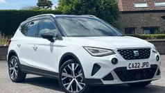 White Used 2022 Seat Arona Xperience Lux SUV | £16,980 (Fair price)