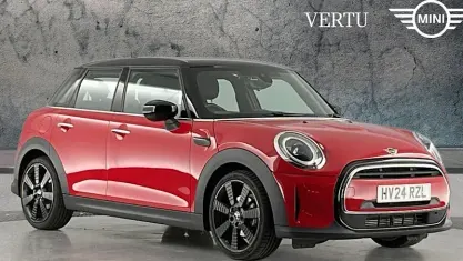 Used Mini Cooper Exclusive 136 HP (100 kW) 2023 Red Hatchback