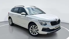 White Used 2024 Skoda Kamiq SE SUV | £18,699 (Fair price)