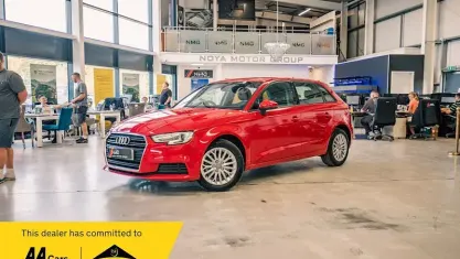 Used Audi A3 Sportback 116 HP (85 kW) 2017 Red Hatchback