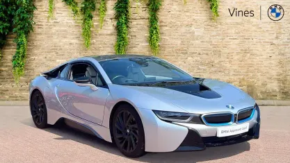 Used BMW i8 Comfort Edition 362 HP (266 kW) 2017 Silver Coupe