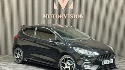 Second-hand Ford Fiesta ST 250 CP (183 kW) 2018 Negru Hatchback