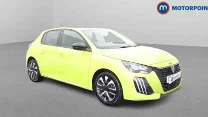 Begagnad Peugeot 208 Active 75 HK (55 kW) 2024 Gul Halvkombi