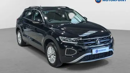 Used VW T-Roc Life 150 HP (110 kW) 2023 Black SUV