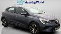 Used 2021 Renault Clio V Iconic Hatchback | £12,900 (Fair price)