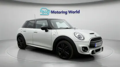 Used Mini Cooper S Hatch 192 HP (141 kW) 2019 Silver Hatchback